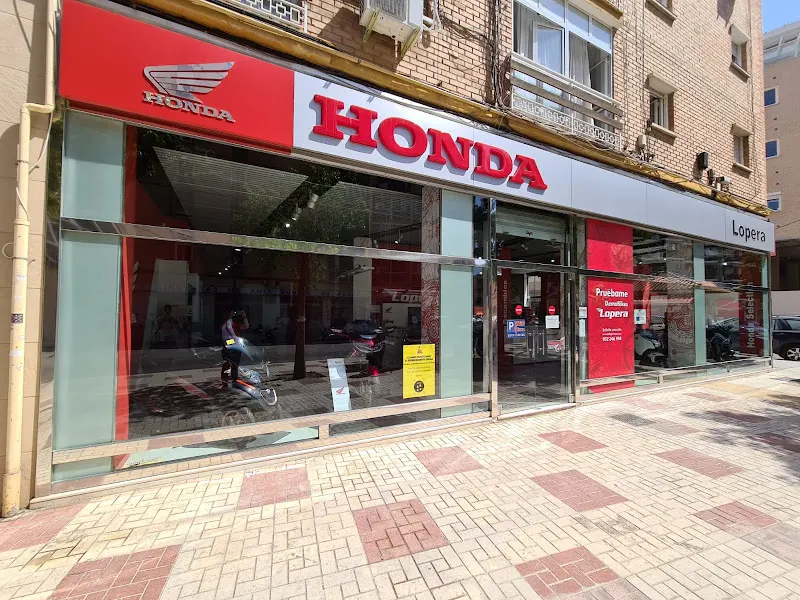 Lopera Honda Málaga - Concesionario de motos en Málaga - foto 3