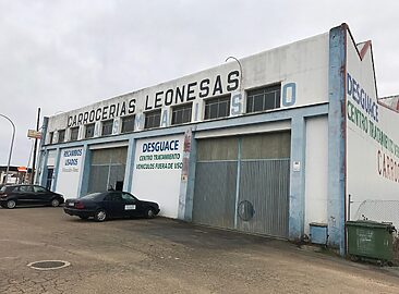 AF1QipM9OEJLy7gg3TgudPcKtlExq0fJW-8-uJArjf2C=w1500-h1500-k-no