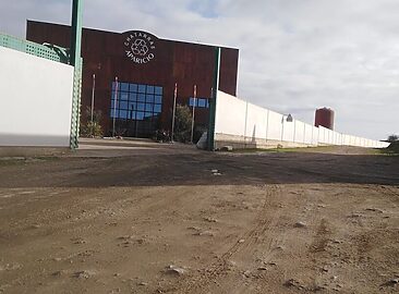 AF1QipMInjzaR2NKDFqffP0fh9LLRJqk1sHS1hFLGs-Z=w1500-h1500-k-no