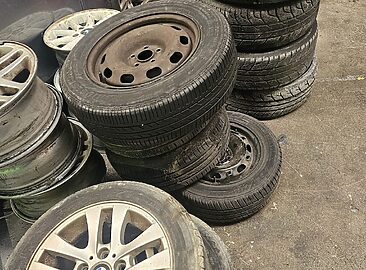 AF1QipNoeUxeVZWzrFnkFYbdc8j4ZzQ_5CMeJjB1wDLr=w1500-h1500-k-no