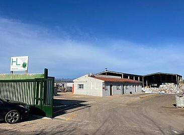 AF1QipOJFYaVy5ufNVqEdFrl_lbdHZjQlHmZpXCxYnoy=w1500-h1500-k-no