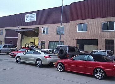 AF1QipPJAOWUusyY6LlteksxrDY5GoRe-nGbKfvfQ6uy=w1500-h1500-k-no